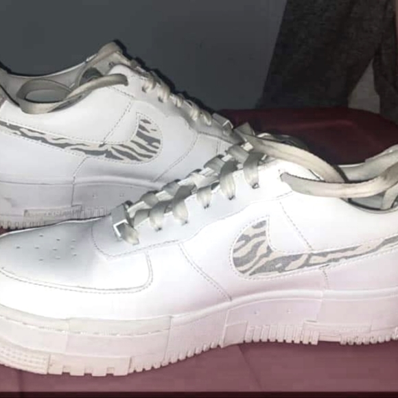 Nike Air forces - Picture 1 of 1